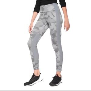 Athleta Light Gray Essex Camo Hybrid Tight‎ Legging